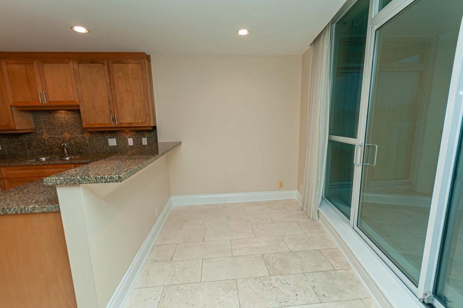 302 1777 Bayshore Drive Vancouver, BC - 19