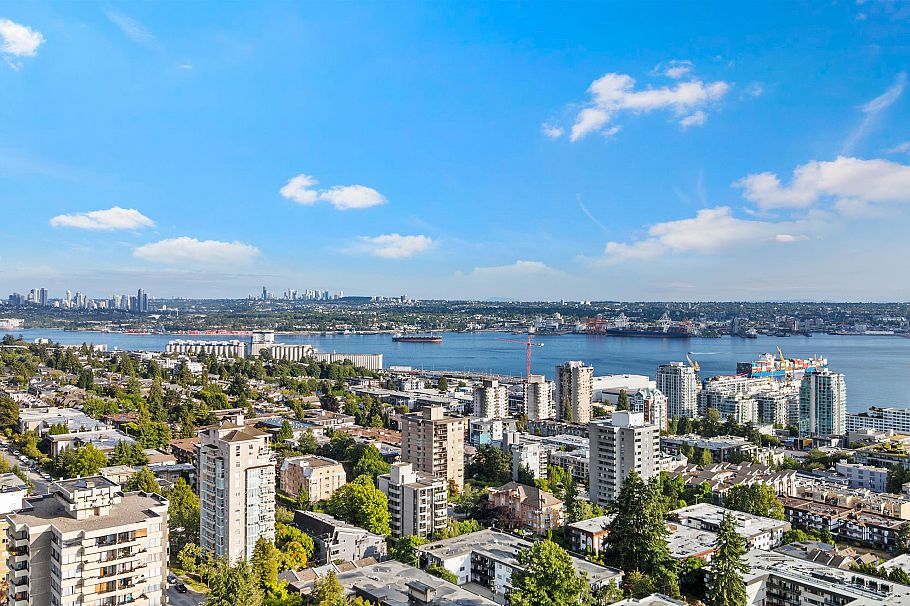 306 683 W Victoria Park North Vancouver, BC - 32