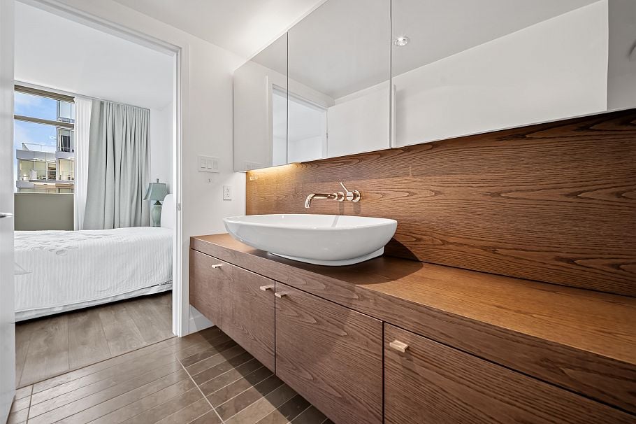 1701 5782 Berton Avenue Vancouver, BC - 13