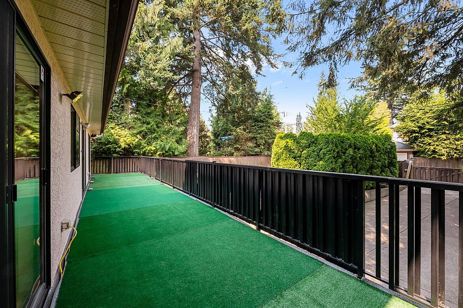 2855 W 37th Avenue Vancouver, BC - 12