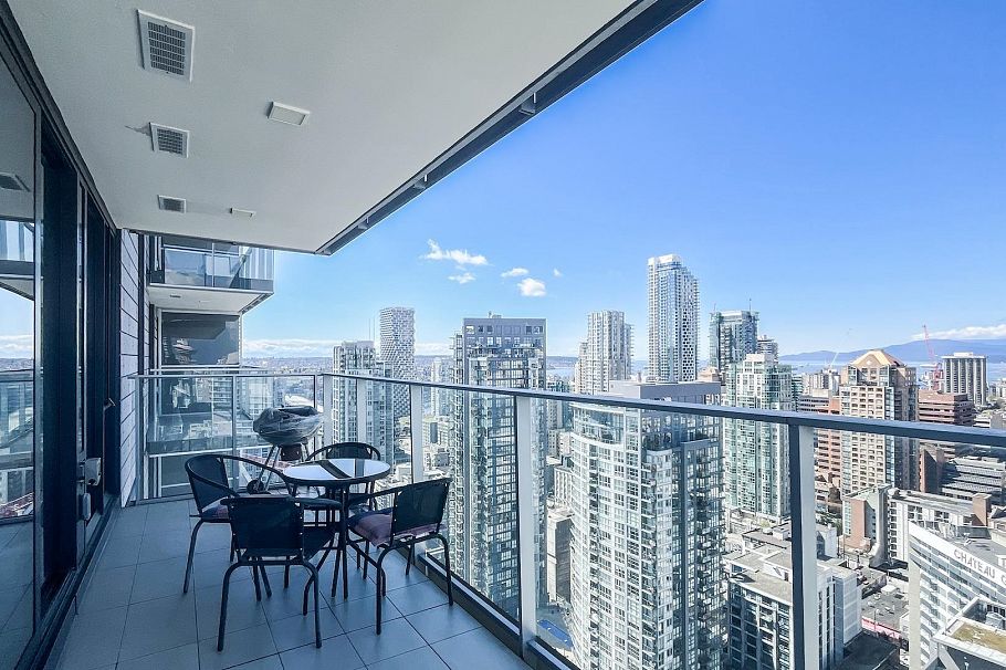 3202 1111 Richards Street Vancouver, BC - 12