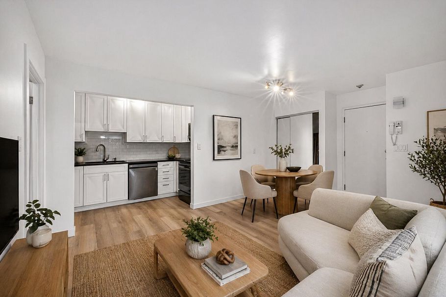 101 8645 Osler Street Vancouver, BC - 3