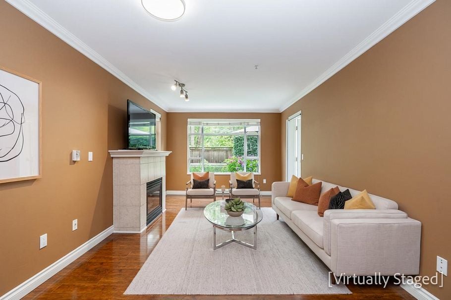 103 3625 Windcrest Drive North Vancouver, BC - 3