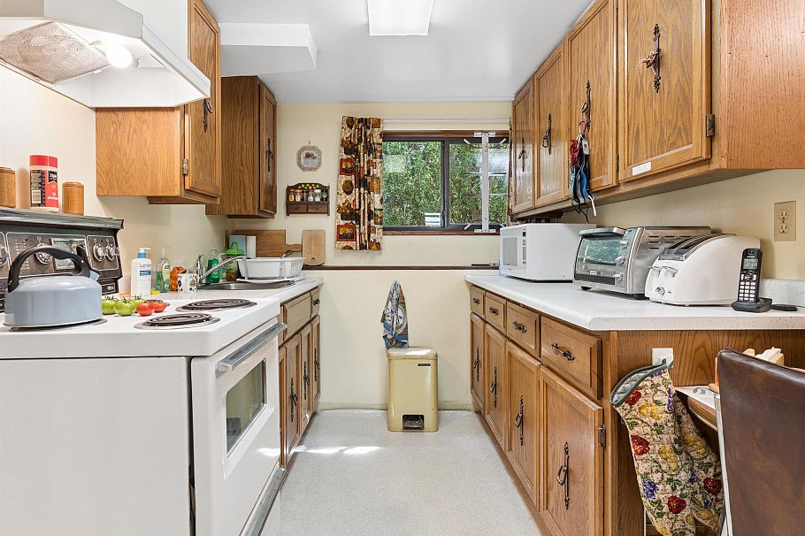 461 W 18th Avenue Vancouver, BC - 21