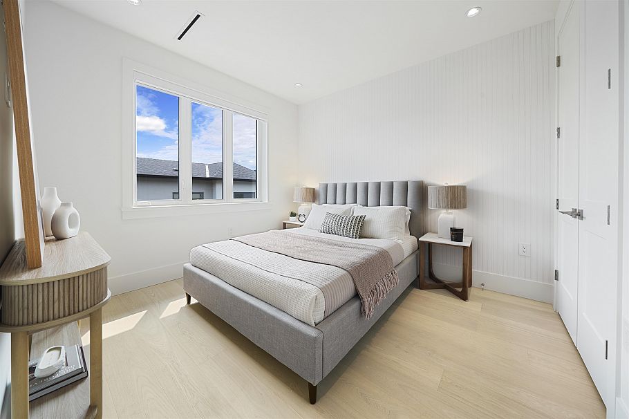 2 1958 W 60th Avenue Vancouver, BC - 16