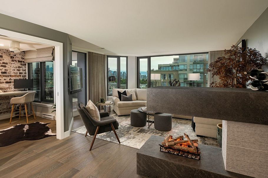 907 2201 Pine Street Vancouver, BC - 4