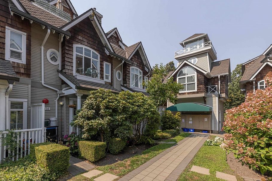 2826 E Kent Avenue South Vancouver, BC - 27