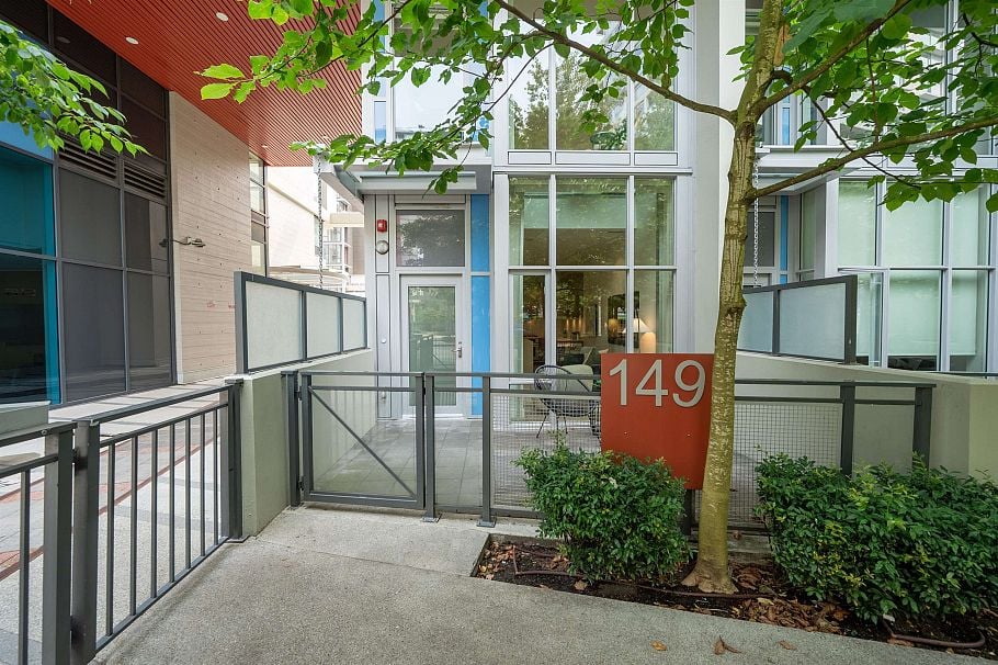 149 E 1st Avenue Vancouver, BC - 17