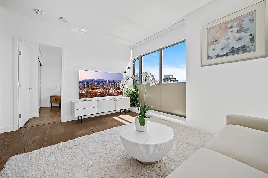 1701 5782 Berton Avenue Vancouver, BC - 8