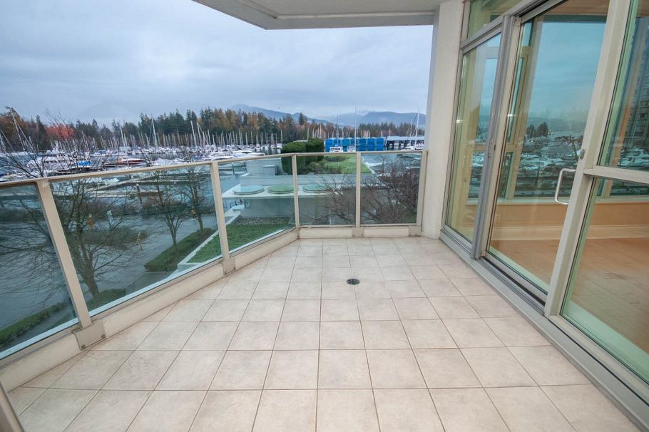 302 1777 Bayshore Drive Vancouver, BC - 8