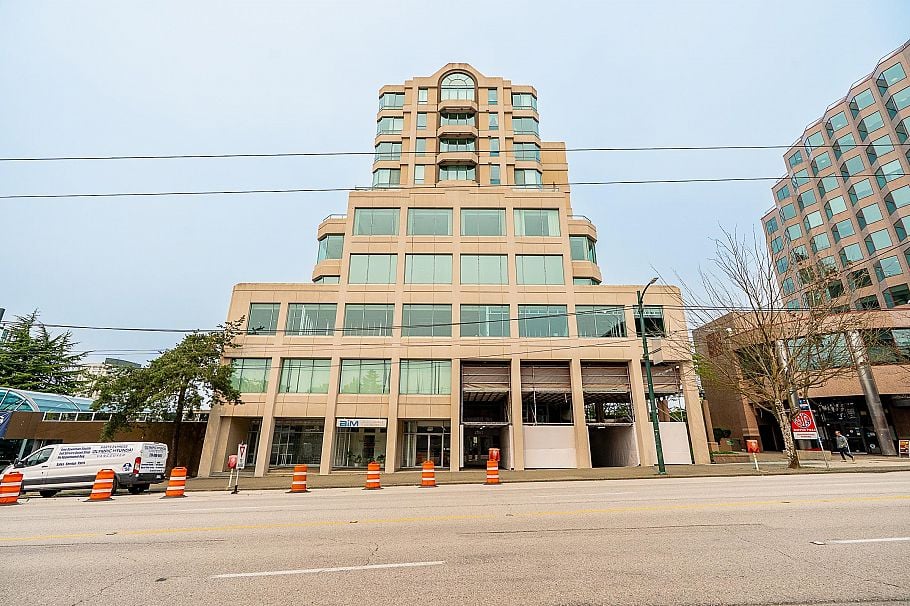 804 1355 W Broadway Vancouver, BC - 1