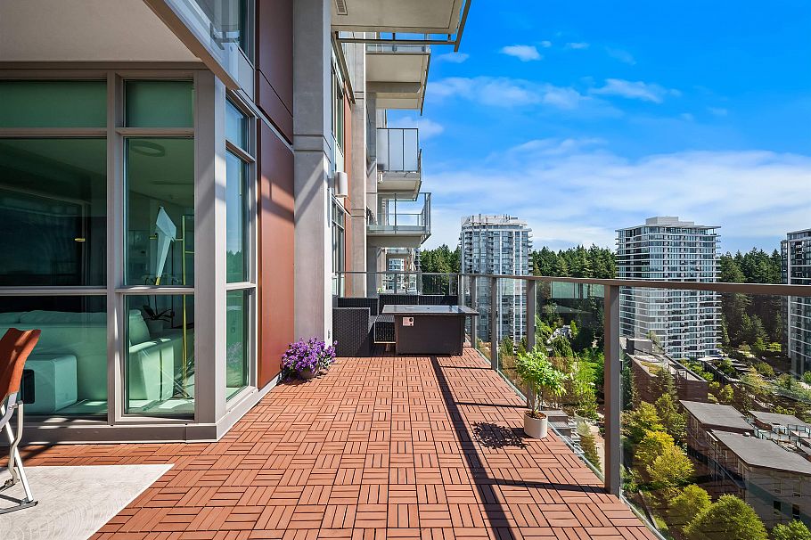 1701 5782 Berton Avenue Vancouver, BC - 17