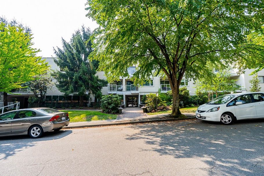 302 830 E. 7th Avenue Vancouver, BC - 23