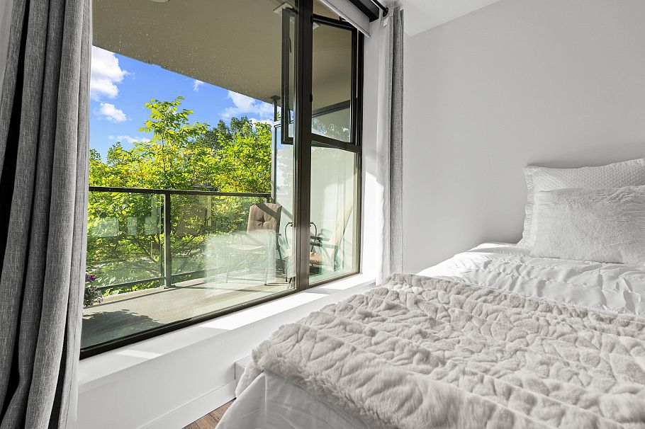 306 683 W Victoria Park North Vancouver, BC - 14