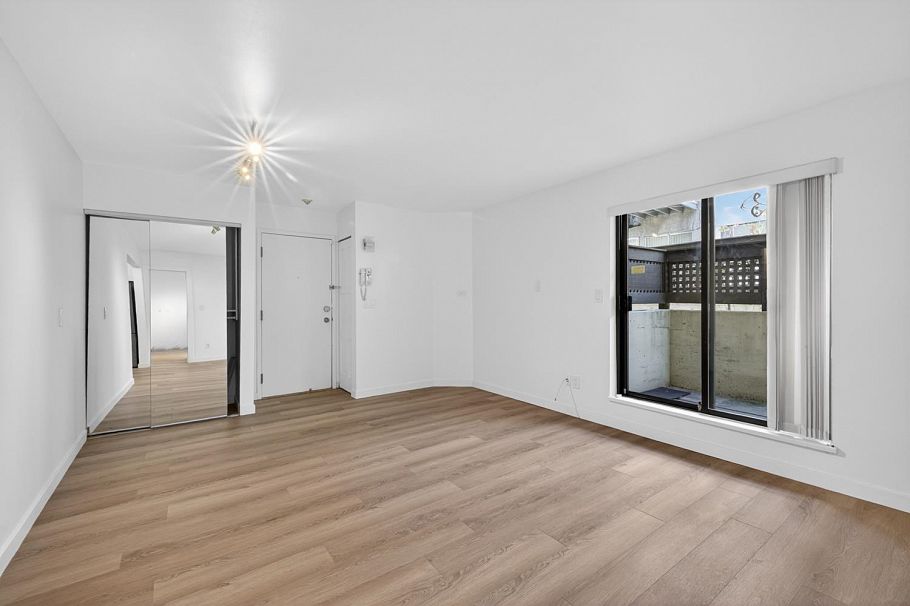 101 8645 Osler Street Vancouver, BC - 2