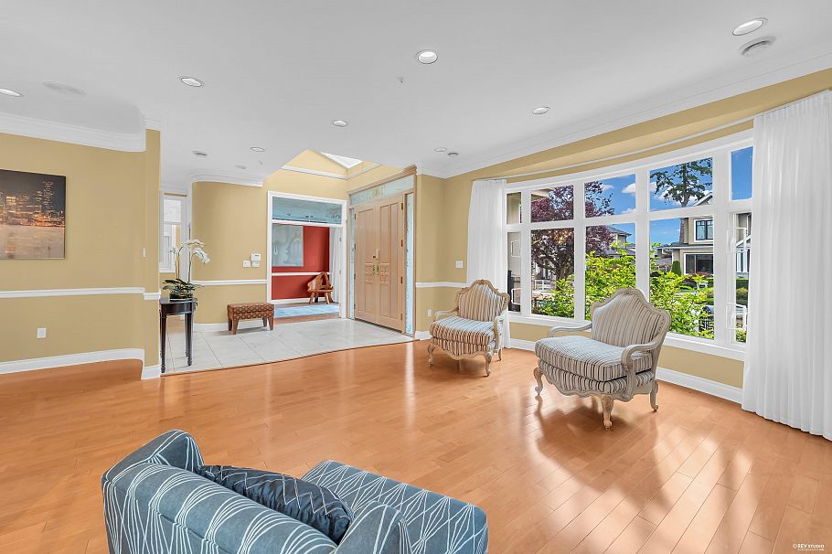 2498 W 22nd Avenue Vancouver, BC - 6
