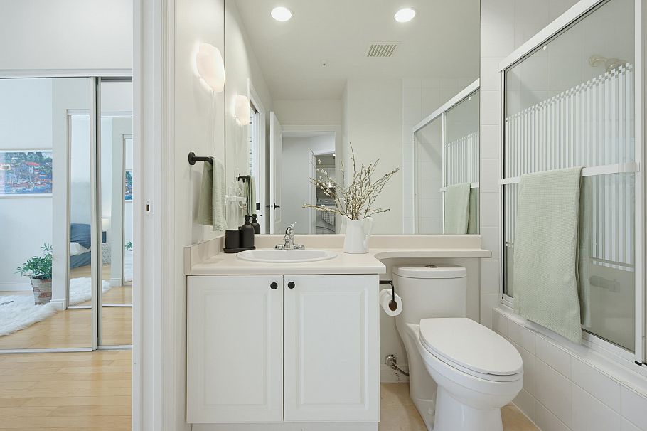 229 5735 Hampton Place Vancouver, BC - 20