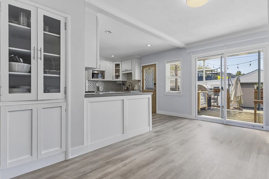 45 Renfrew Street Vancouver, BC - 5