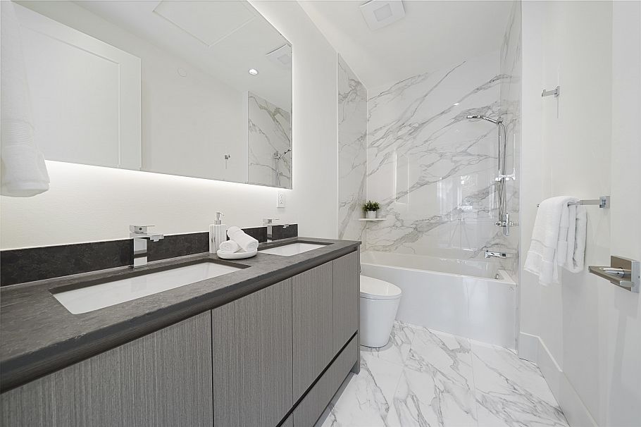 2 1958 W 60th Avenue Vancouver, BC - 13