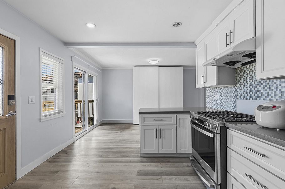 45 Renfrew Street Vancouver, BC - 8
