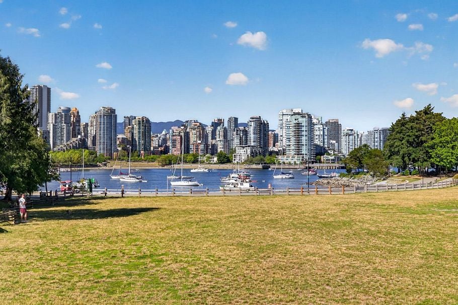 829 W 7th Avenue Vancouver, BC - 31