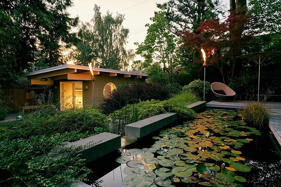1715 W 68th Avenue Vancouver, BC - 38