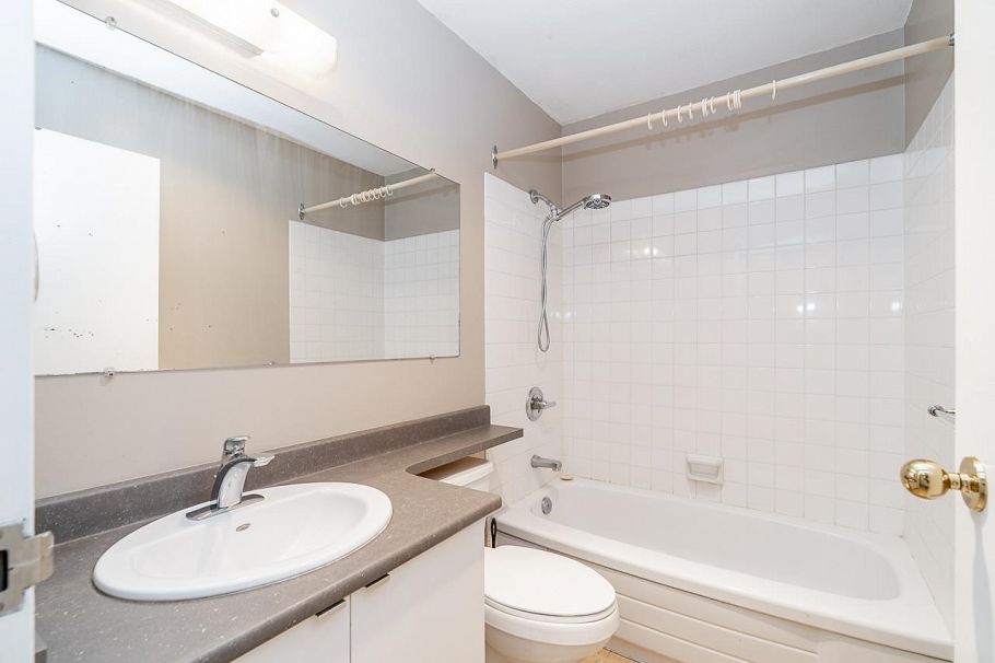 302 830 E. 7th Avenue Vancouver, BC - 17