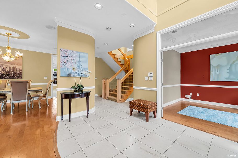 2498 W 22nd Avenue Vancouver, BC - 18