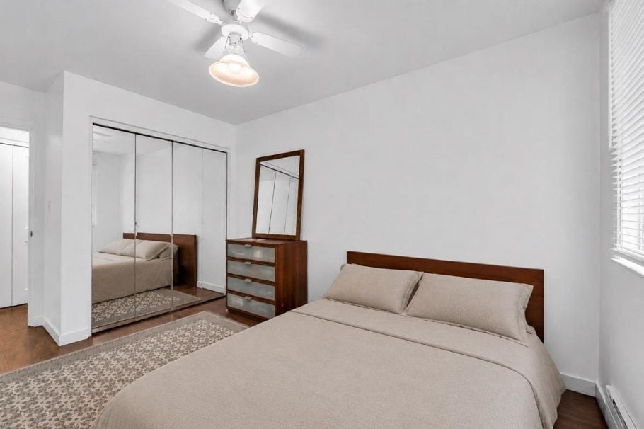 1 1420 Chesterfield Avenue North Vancouver, BC - 11