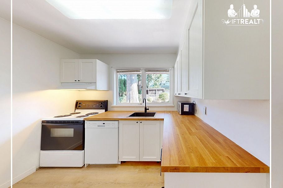 Upper Level 234 W 23RD STREET, North Vancouver BC V7M 2B3 North Vancouver, BC - 5
