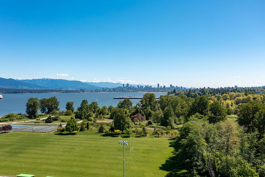 4316 W 2nd Avenue Vancouver, BC - 24