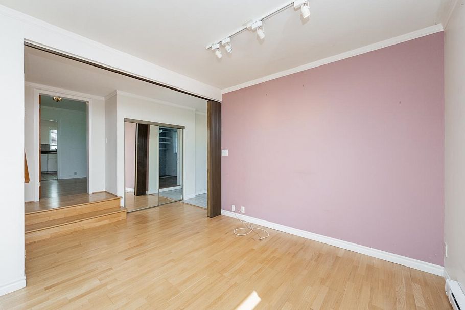 333 E 21 Street North Vancouver, BC - 15