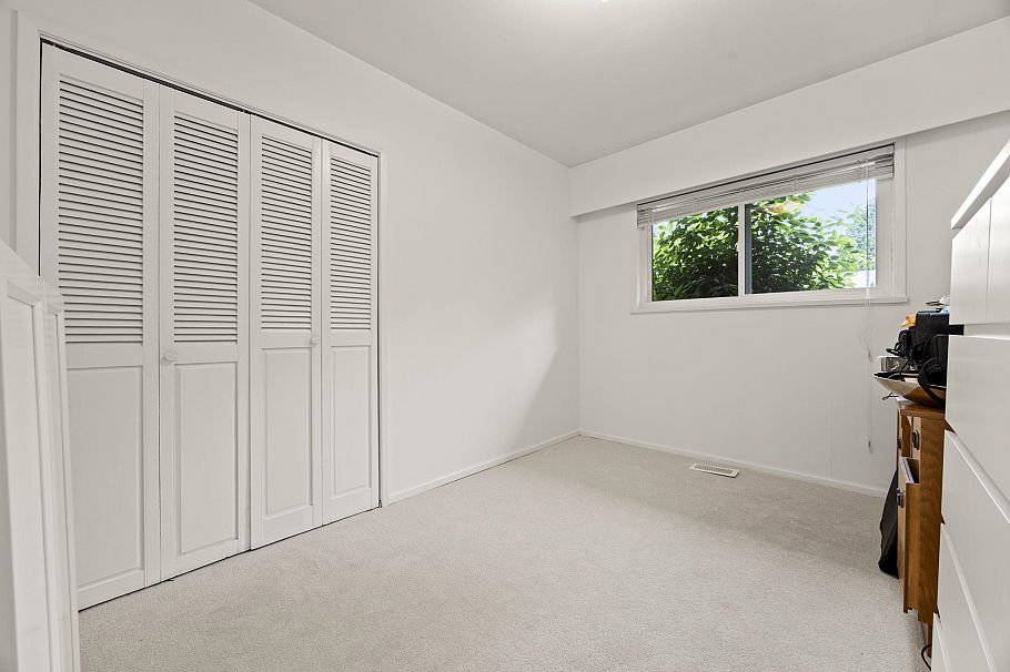 1350 Berkley Road North Vancouver, BC - 27