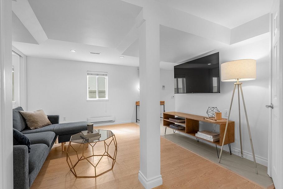 2617 Turner Street Vancouver, BC - 27