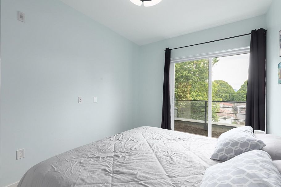 404 2666 Duke Street Vancouver, BC - 17