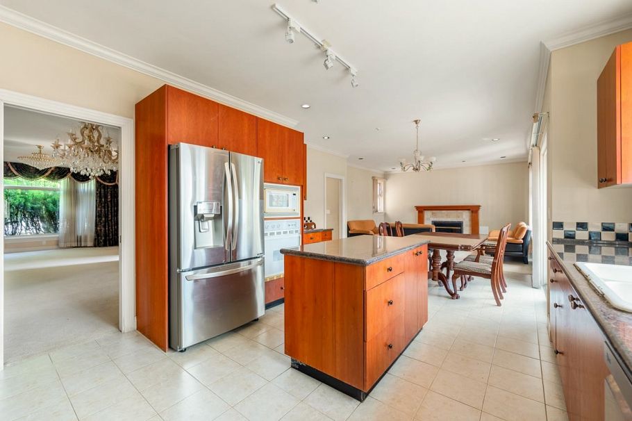 1456 W 47th Avenue Vancouver, BC - 14