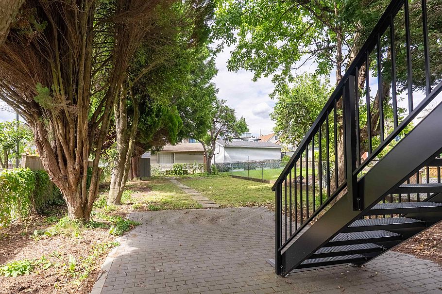 2617 Turner Street Vancouver, BC - 33