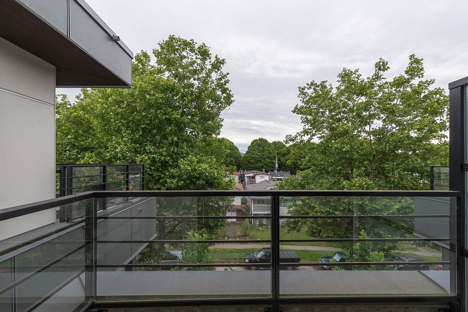 404 2666 Duke Street Vancouver, BC - 28