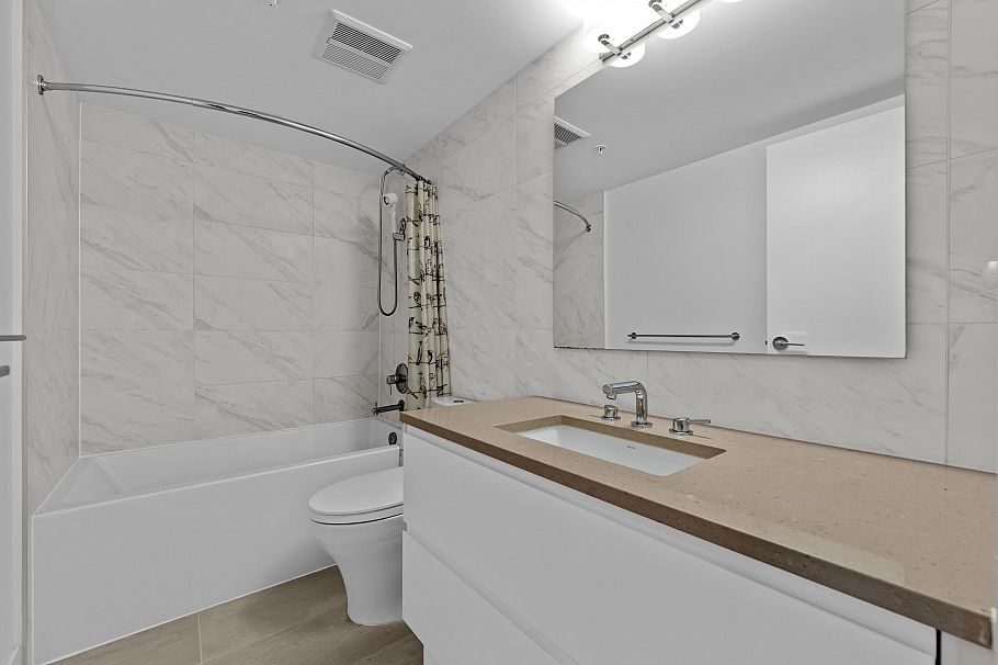 237 2060 Curling Road North Vancouver, BC - 28