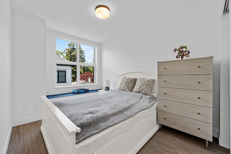237 2060 Curling Road North Vancouver, BC - 21