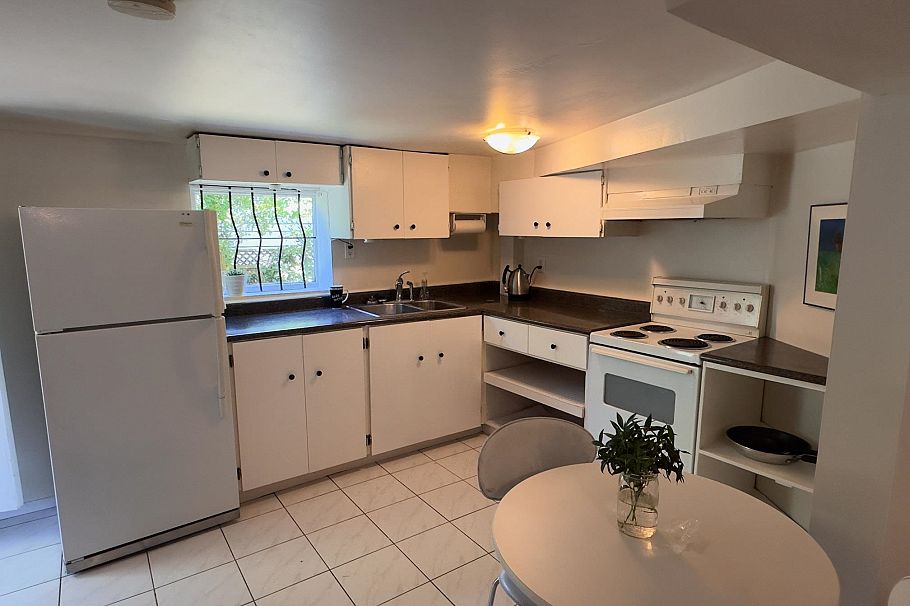 3336 E Georgia Street Vancouver, BC - 19
