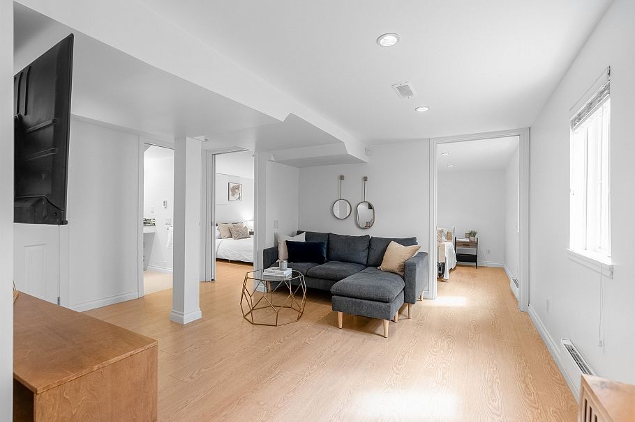 2617 Turner Street Vancouver, BC - 22