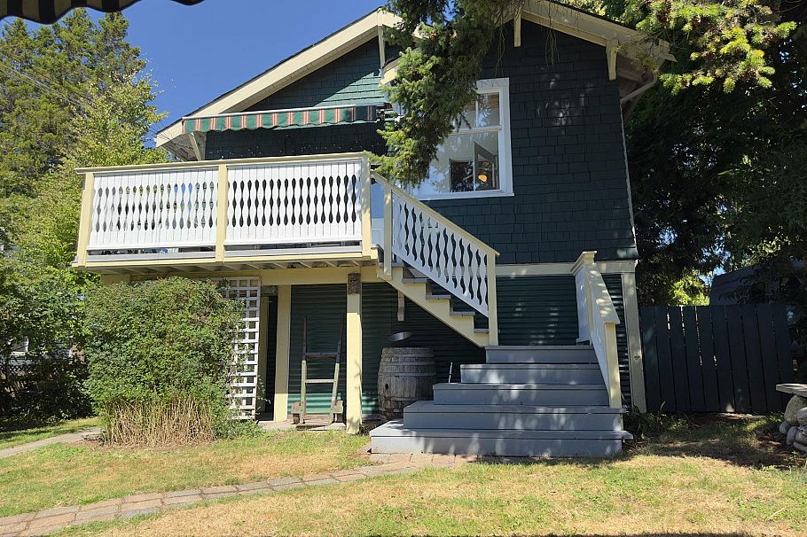 3336 E Georgia Street Vancouver, BC - 17