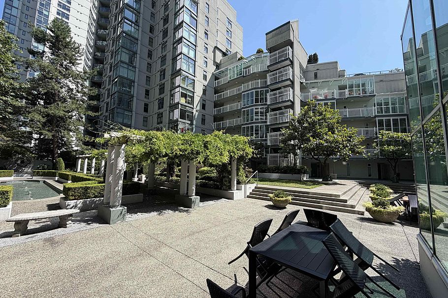 B901 1331 Homer Street Vancouver, BC - 20