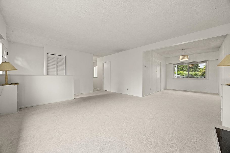 1350 Berkley Road North Vancouver, BC - 15