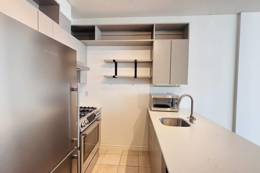 705 1239 W GEORGIA STREET, Vancouver BC V6E 4R8 Vancouver, BC - 5