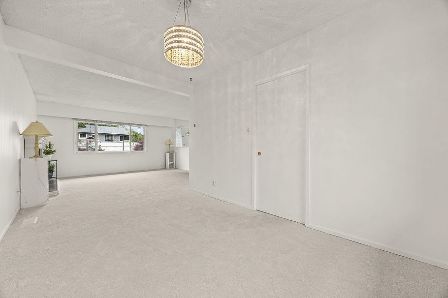 1350 Berkley Road North Vancouver, BC - 19