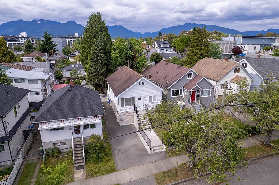 2617 Turner Street Vancouver, BC - 38