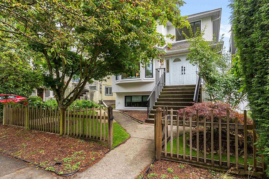 4588 James Street Vancouver, BC - 37