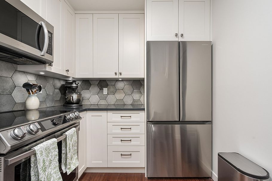208 655 W 13th Avenue Vancouver, BC - 12